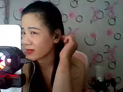 Snapshot of Nana-68 chatting on February 2025 02:45:02 PM Nana-68 online show from February 2025 02:45:02 PM
