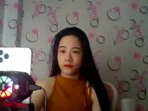 Snapshot of Nana-68 chatting on February 2025 08:46:01 PM Nana-68 online show from February 2025 08:46:01 PM