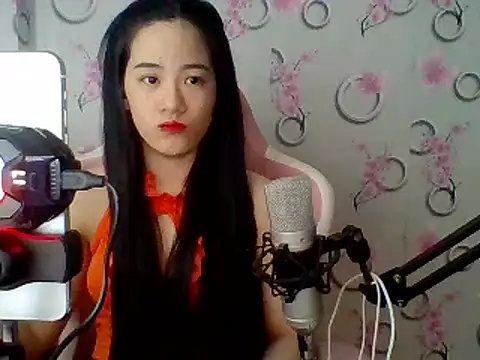 Snapshot of Nana-68 chatting on February 2025 12:47:02 PM Nana-68 online show from February 2025 12:47:02 PM