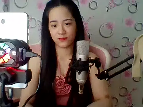 Snapshot of Nana-68 chatting on March 2025 08:45:01 AM Nana-68 online show from March 2025 08:45:01 AM