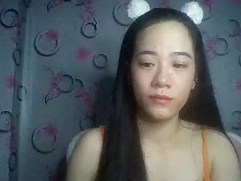 Snapshot of Nana-68 chatting on November 2025 04:30:01 PM Nana-68 online show from November 2025 04:30:01 PM