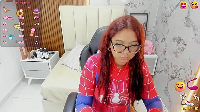 MADISON ROWAN1 online show from October 2025 03:05:01 AM