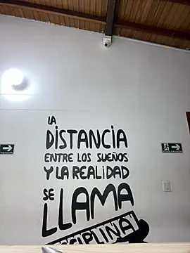 Snapshot of little-Emma chatting on February 2025 03:11:01 AM little-Emma online show from February 2025 03:11:01 AM