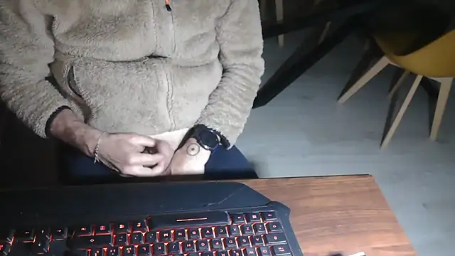 Adri gard online show from March 2026 09:41:01 PM