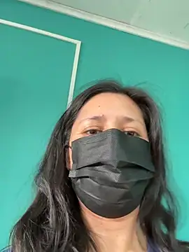 Reinacatchile online show from February 2026 09:53:02 PM