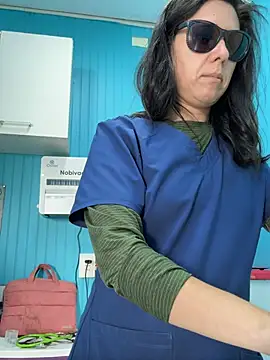 Reinacatchile online show from February 2026 10:14:01 PM