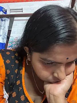 Beauty-queen online show from January 2025 10:42:01 AM