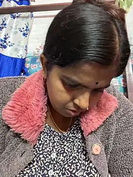 Beauty-queen online show from February 2025 11:01:02 AM