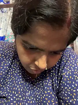 Beauty-queen online show from February 2025 10:40:02 AM