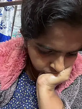 Beauty-queen online show from February 2025 03:47:01 PM