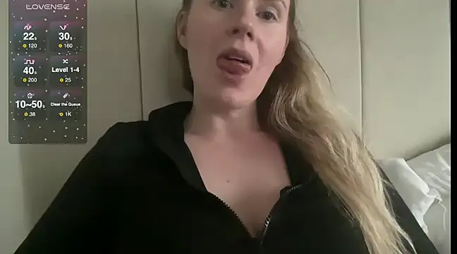 Snapshot of redheadrosie69 chatting on February 2025 04:25:01 PM redheadrosie69 online show from February 2025 04:25:01 PM