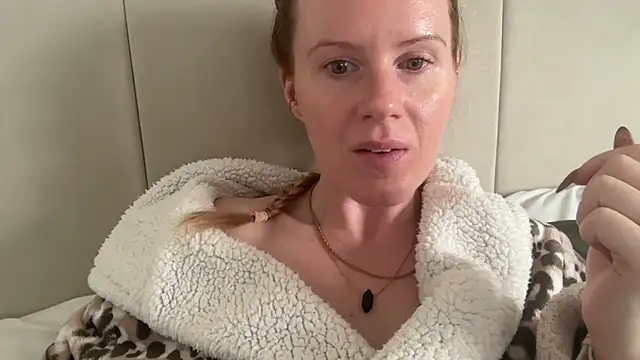 redheadrosie69 online show from September 2025 08:41:02 AM