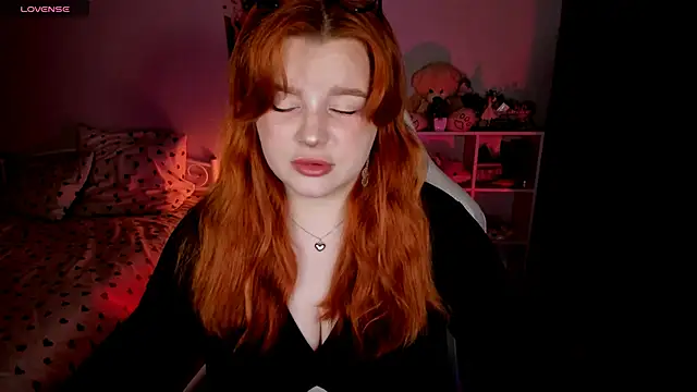 Snapshot of _Lisa_x chatting on October 2025 02:48:02 PM Lisa x online show from October 2025 02:48:02 PM