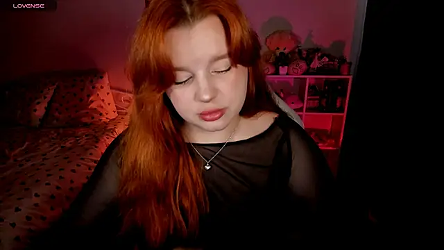 Snapshot of _Lisa_x chatting on October 2025 12:26:01 PM Lisa x online show from October 2025 12:26:01 PM