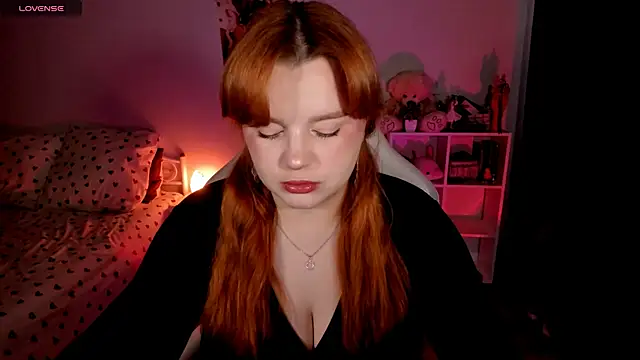 Snapshot of _Lisa_x chatting on November 2025 05:41:02 AM Lisa x online show from November 2025 05:41:02 AM