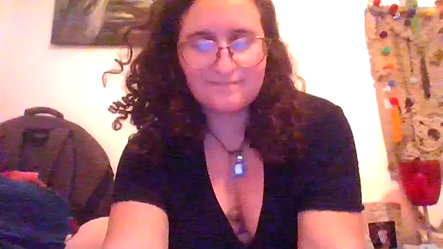 Snapshot of juicyrubies chatting on January 2025 02:32:02 PM juicyrubies online show from January 2025 02:32:02 PM