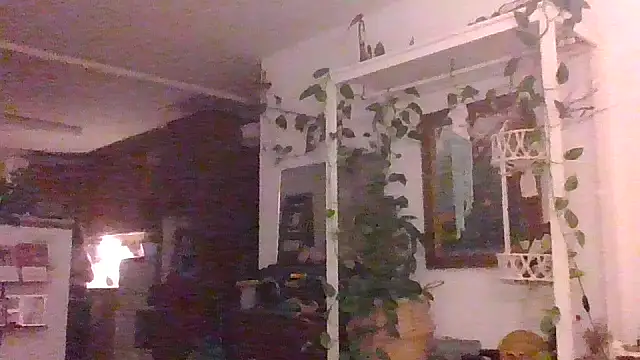 Snapshot of juicyrubies chatting on September 2025 05:13:01 PM juicyrubies online show from September 2025 05:13:01 PM