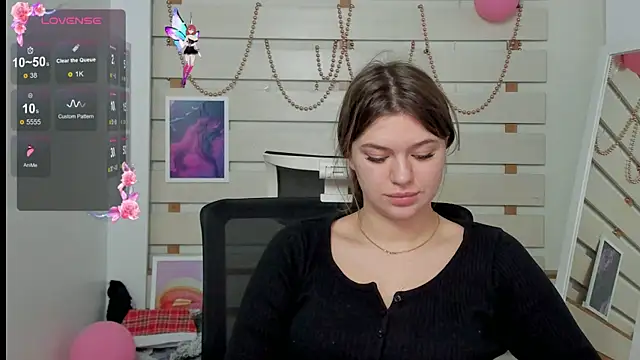 Josephine Kiss online show from March 2025 01:50:02 PM