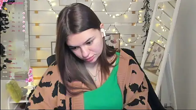 Josephine Kiss online show from January 2026 01:16:02 PM