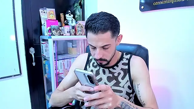 Erick Wall online show from June 2026 03:59:02 AM