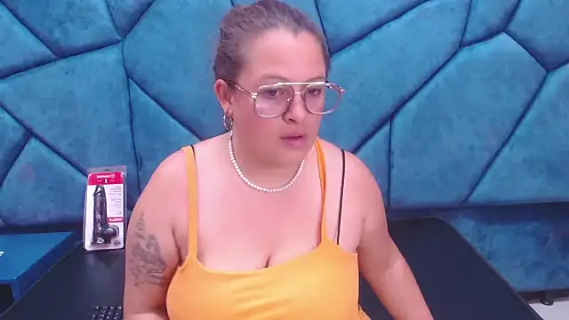 SaraThomso online show from February 2025 02:59:01 AM