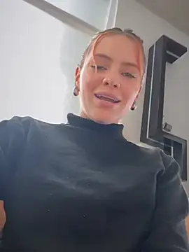 Lorraine Leon online show from December 2024 04:43:01 PM