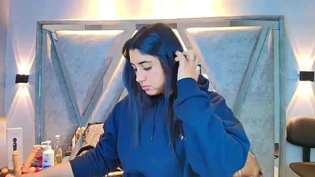 Snapshot of Danna_777_ chatting on October 2025 11:47:01 PM Danna 777 online show from October 2025 11:47:01 PM