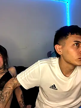 Tifanny Sweett online show from November 2025 03:50:02 AM