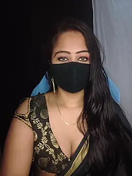 Snapshot of priya__angel chatting on June 2026 05:26:02 PM priya angel online show from June 2026 05:26:02 PM