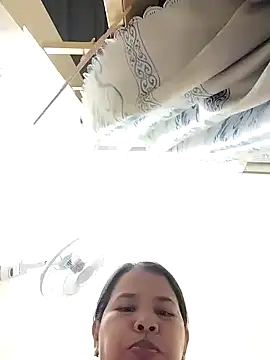 Snapshot of Lanyingxin18 chatting on February 2025 12:00:02 PM Lanyingxin18 online show from February 2025 12:00:02 PM