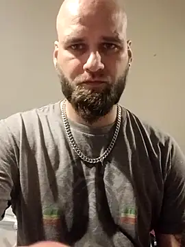 Snapshot of Dj8717 chatting on October 2025 04:29:01 AM Dj8717 online show from October 2025 04:29:01 AM