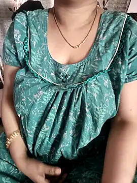 cuteyqueen online show from February 2026 06:20:02 AM