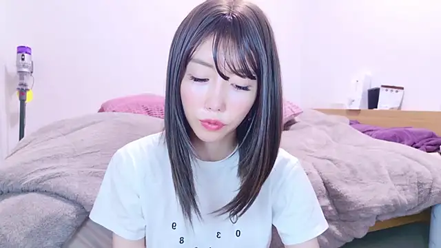 xx natsumegu xx online show from October 2025 02:23:02 PM