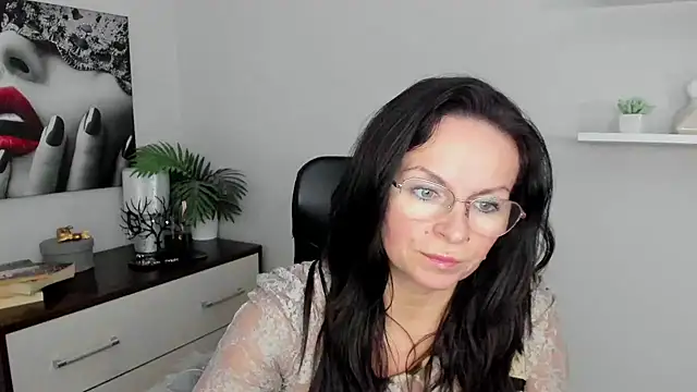 HelenLuxx online show from January 2025 01:13:01 PM