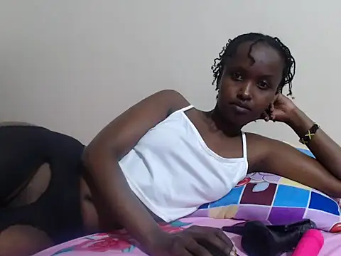 pretty shee22 online show from October 2025 07:18:01 AM