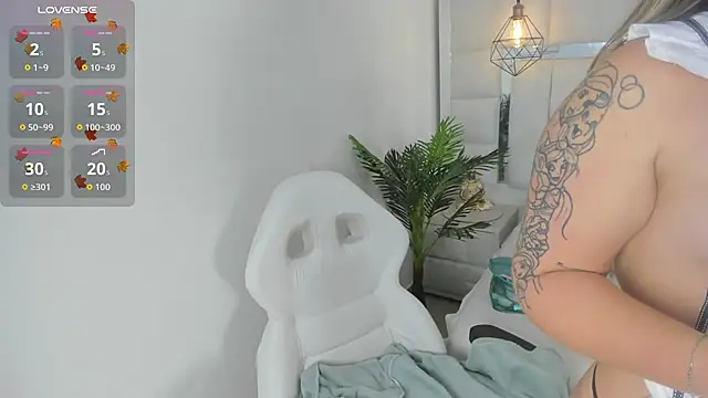 Snapshot of 1m_dalhia chatting on October 2025 08:24:02 PM 1m dalhia online show from October 2025 08:24:02 PM