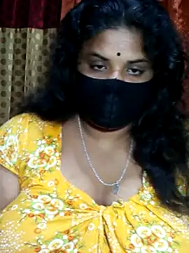 Snapshot of Dusto_Meye chatting on February 2025 01:42:01 PM Dusto Meye online show from February 2025 01:42:01 PM