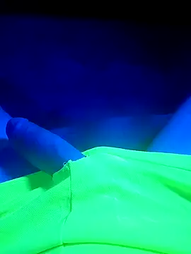 Snapshot of NochnoyGest chatting on November 2025 12:01:02 AM NochnoyGest online show from November 2025 12:01:02 AM