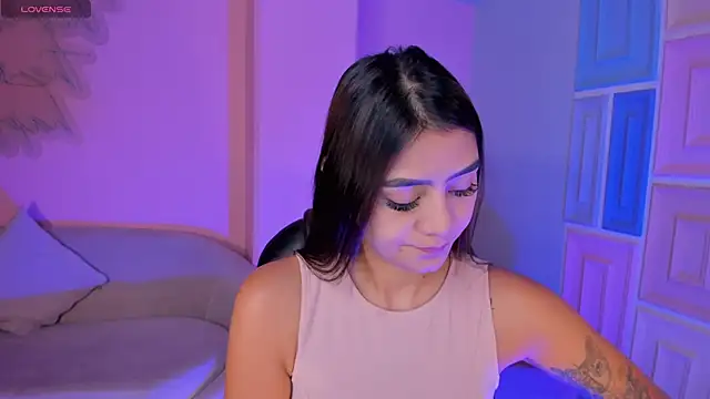 Snapshot of AllyJensen chatting on February 2025 10:13:02 AM AllyJensen online show from February 2025 10:13:02 AM