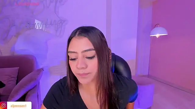 Snapshot of AllyJensen chatting on February 2025 08:48:02 AM AllyJensen online show from February 2025 08:48:02 AM