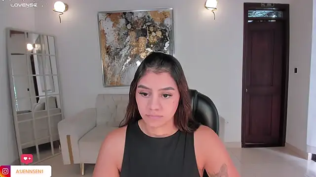 Snapshot of AllyJensen chatting on March 2025 05:06:01 PM AllyJensen online show from March 2025 05:06:01 PM