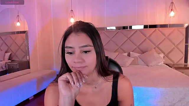 AllyJensen online show from September 2025 10:18:01 AM