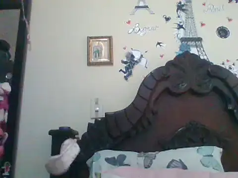 trianabell online show from March 2025 10:39:02 PM