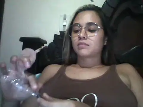 trianabell online show from March 2025 01:24:02 AM