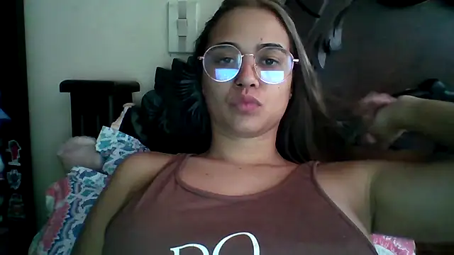 trianabell online show from September 2025 03:50:02 PM