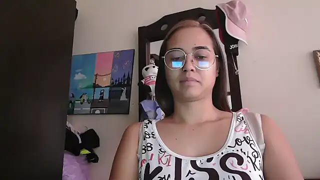 trianabell online show from March 2026 05:10:02 PM