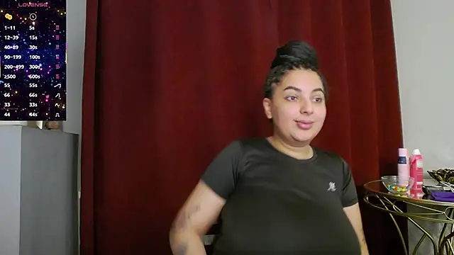 BustyAllyy online show from October 2025 04:38:02 PM