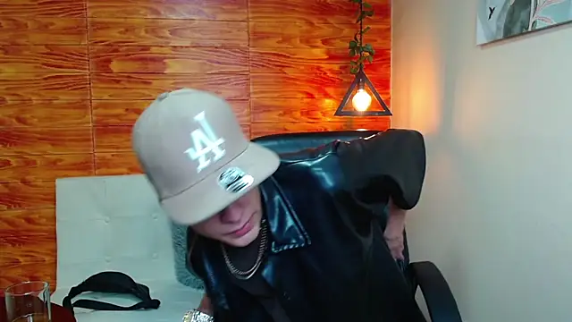 Bastiaan 28 online show from January 2025 08:11:01 AM