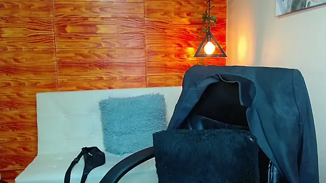 Bastiaan 28 online show from January 2025 08:52:02 PM