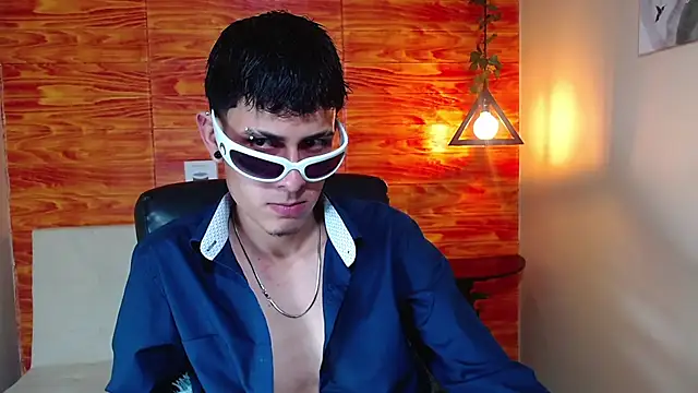 Bastiaan 28 online show from February 2025 01:57:01 AM